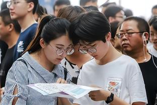 好友：德佬在推动孔蒂执教那不勒斯，但孔蒂对这位主席有顾虑